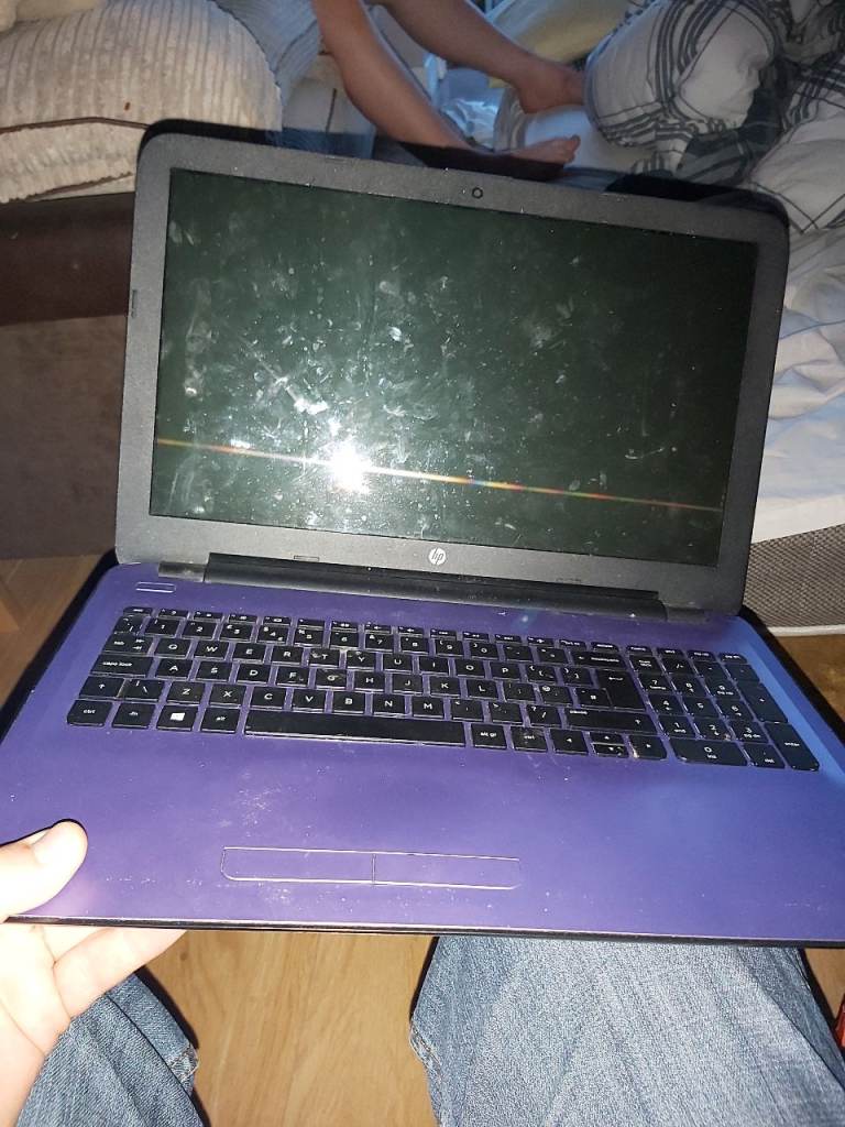 HP LAPTOP 