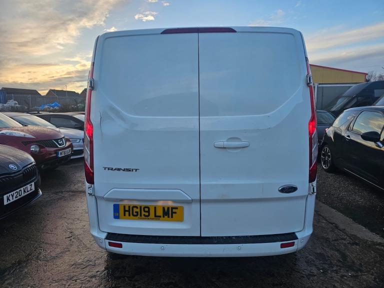 FORD TRANSIT CUSTOM 2.0 DIESEL LWB LIMITED LOW MILEAGE ULEZ COMPLIANT NO VAT