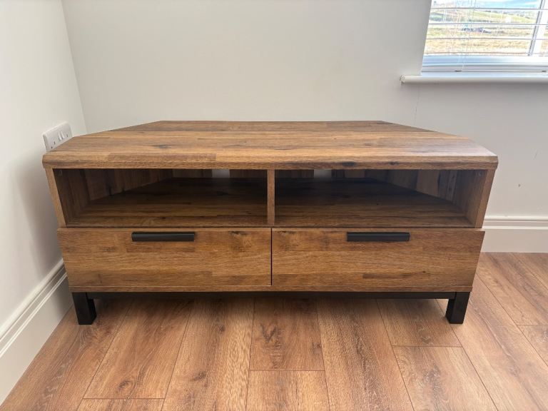 Next Bronx TV stand