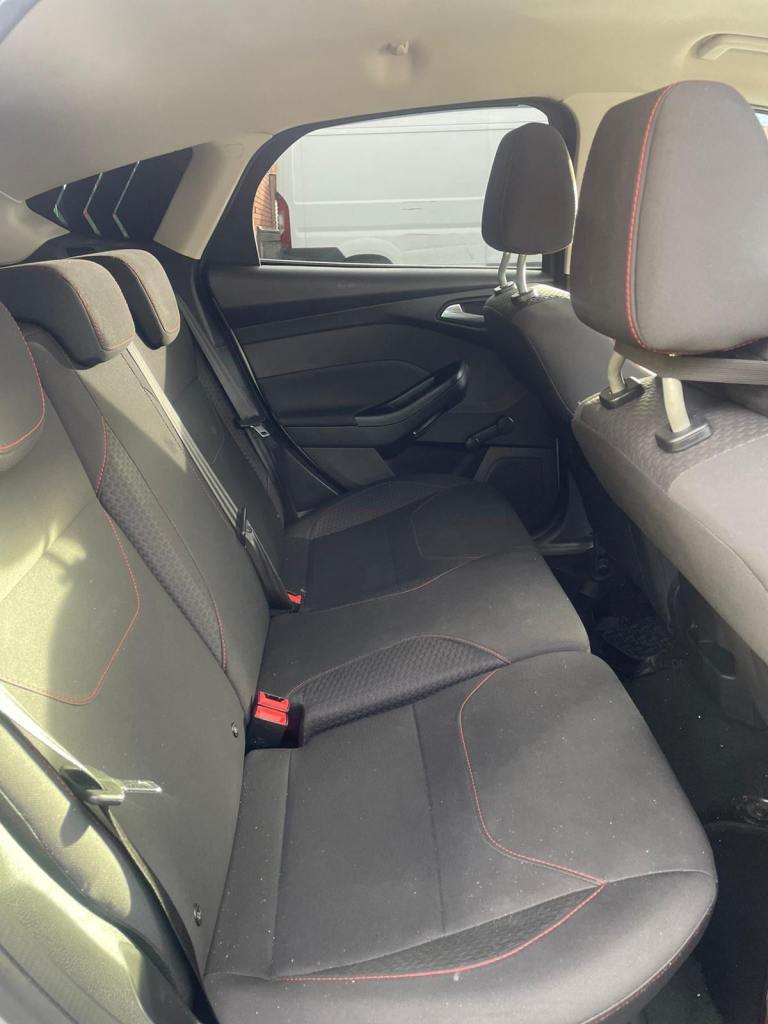 Ford, FOCUS, Hatchback, 2015, Manual, 999 (cc), 5 doors