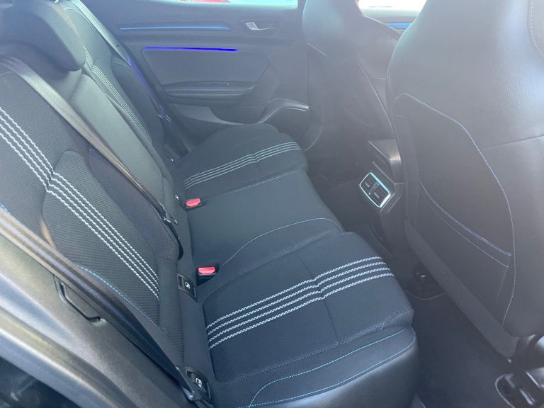 Renault, MEGANE, Hatchback, 2018, Manual, 1332 (cc), 5 doors