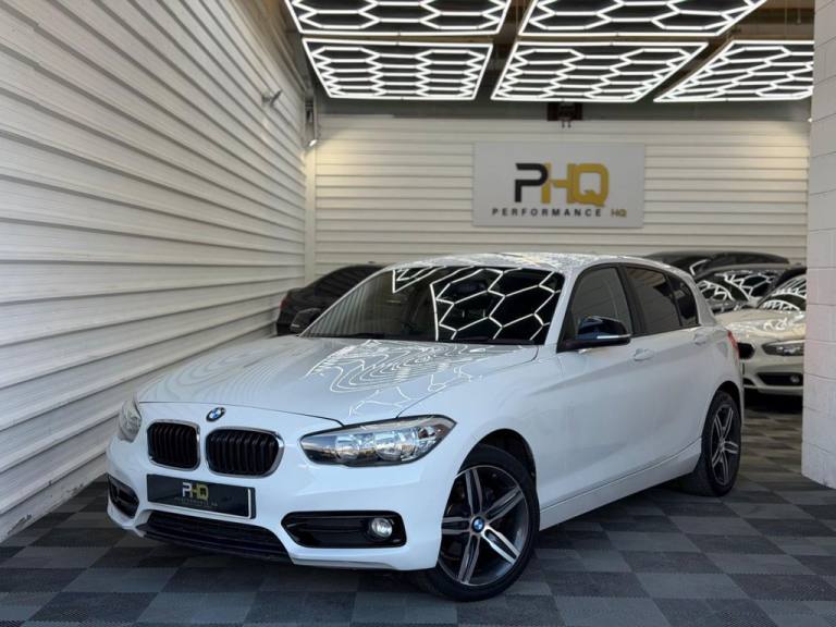 2018 BMW 1 Series 118i [1.5] Sport 5dr [Nav] HATCHBACK PETROL Manual