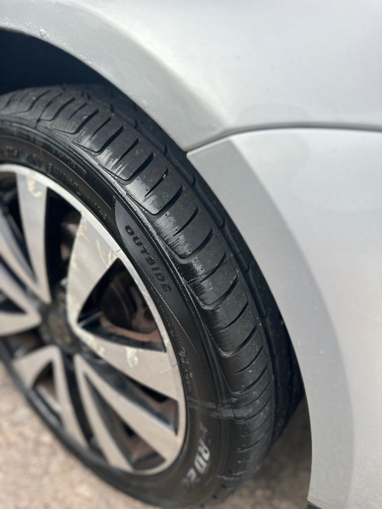 Volkswagen, JETTA, Saloon, 2009, 1595 (cc), 4 doors