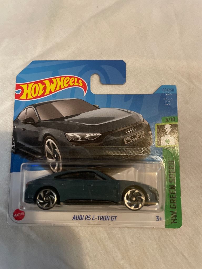 Hot Wheels Audi RS E-Tron GT – New in Packaging