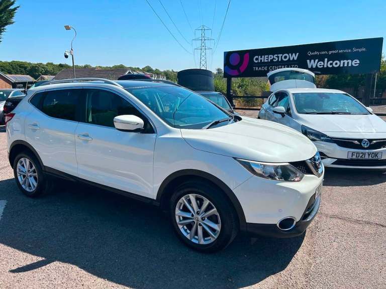2014 Nissan Qashqai 1.5 dCi Acenta Premium SUV 5dr Diesel Manual 2WD Euro 5 (s/s) (110 ps) SUV Di...