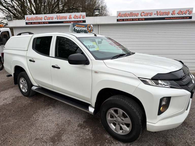 2020 Mitsubishi L200 Double Cab DI-D 150 4Life 4WD PICK UP DIESEL Manual