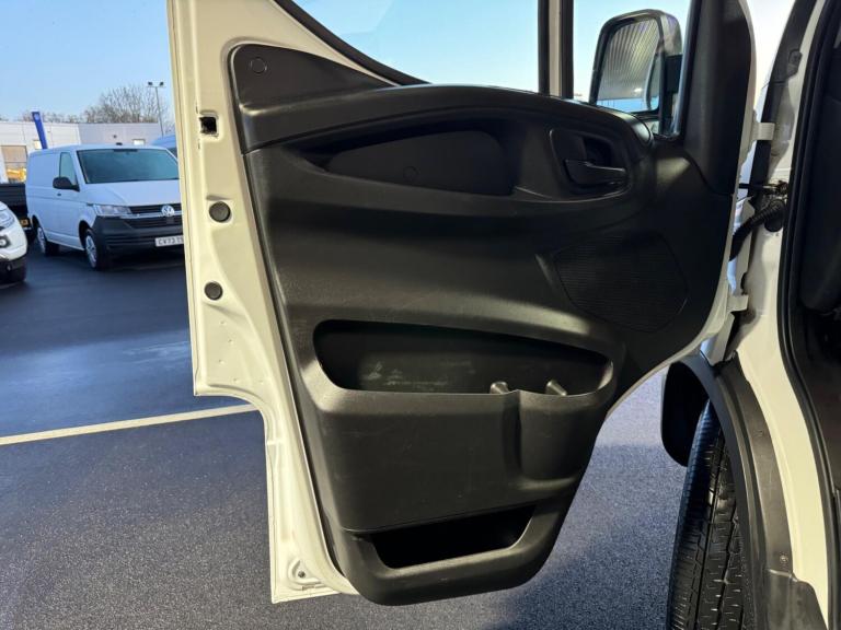 2018 Iveco Daily CHERRY PICKER 2.335S12 3500KG NO VAT! CHASSIS CAB Diesel Manual