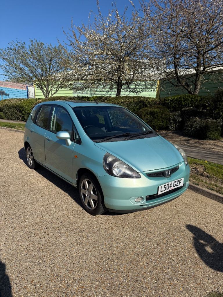 2004 Honda jazz 