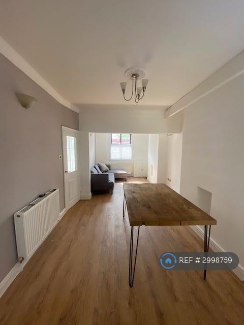 2 bedroom house in Cumberland Street, Warrington, WA4 (2 bed) (#2998759)