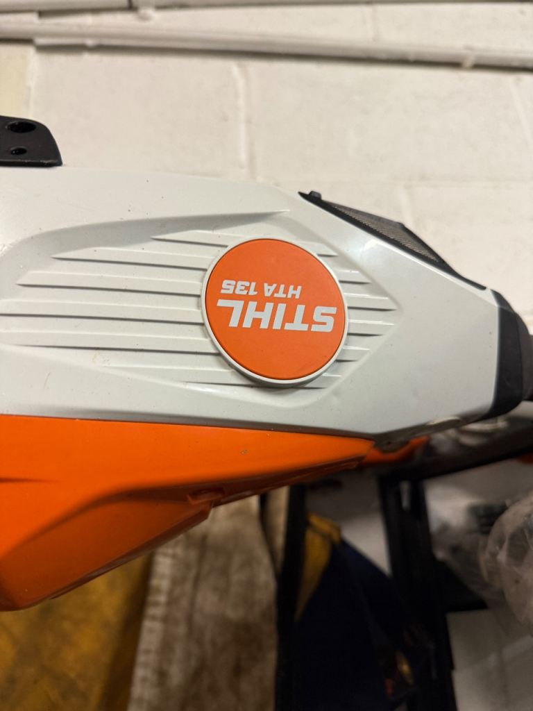 Stihl HTA 135 Cordless Pole pruner 