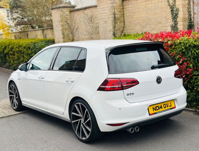 2014 VOLKSWAGEN GOLF GTD 2.0 **FSH, 1 YEAR MOT, HIGH SPEC, £20 TAX**