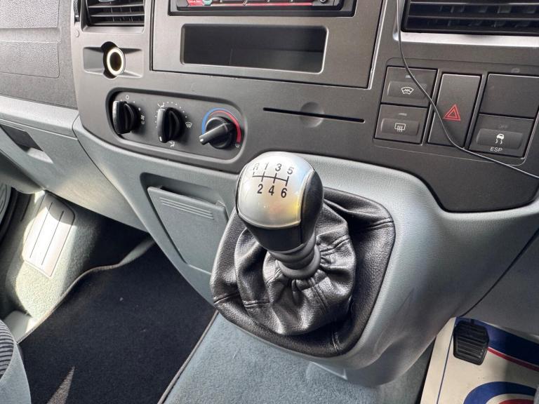 2009 Ford Transit Low Roof 8 Seater Limited TDCi 140ps MPV DIESEL Manual