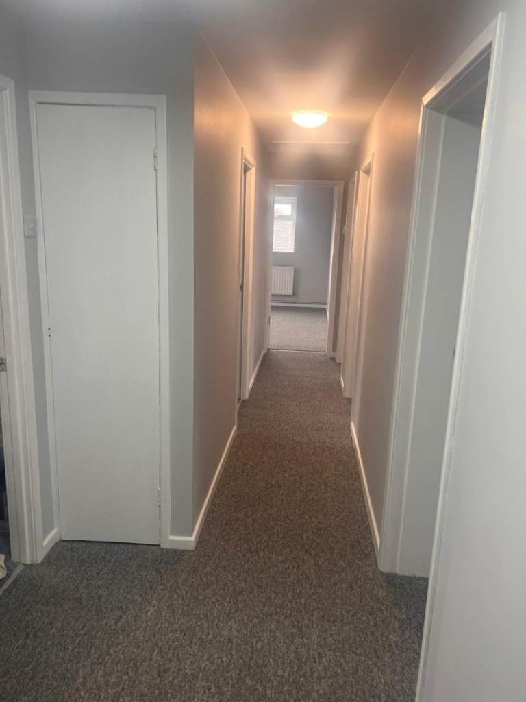 3 Bedroom 2nd floor flat available to rent in Hatfield