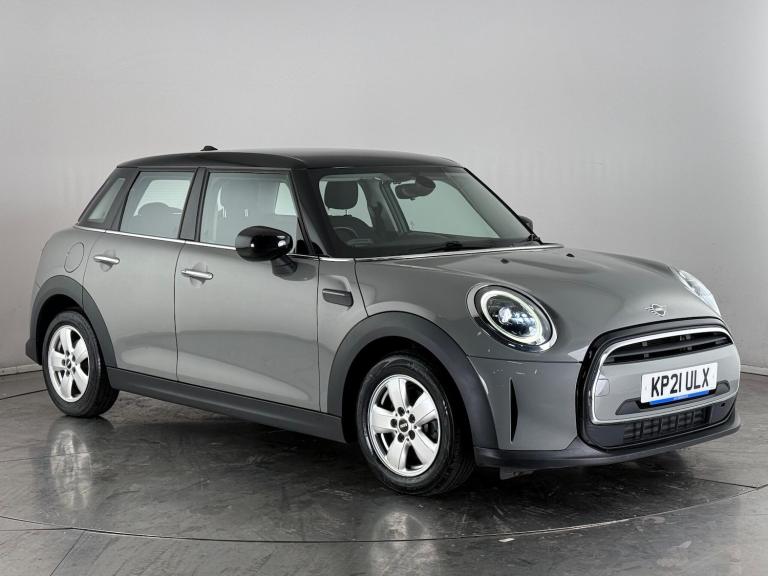2021 MINI Hatch 1.5 Cooper Classic Steptronic Euro 6 (s/s) 5dr Hatchback Petrol Automatic