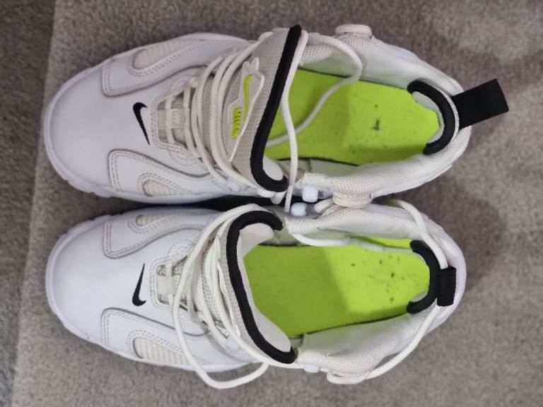 White Nike Trainers 