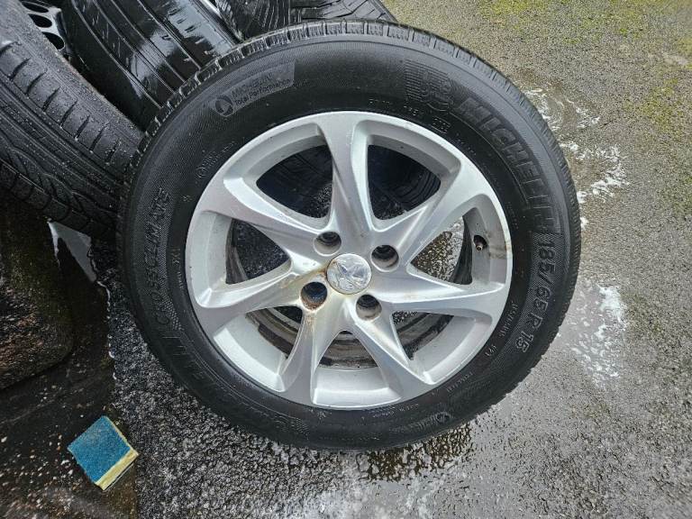 Peugeot/citreon 15inch alloy wheels tyres  set 4 pcd108 fitment  4 stud 