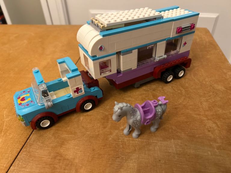 Lego Friends horse trailer