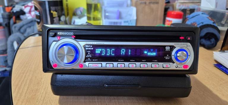 Kenwood KDC-W4031 in car CD MP3 radio
