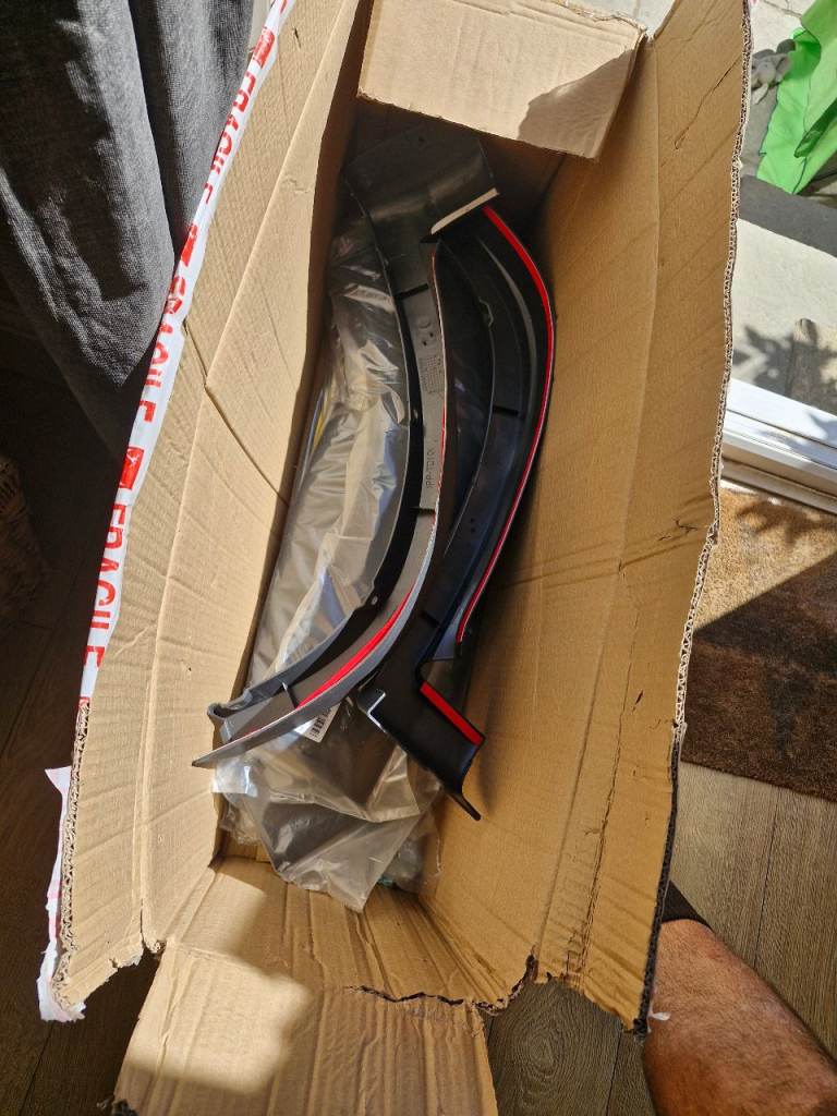 Citroen relay wheel arch trim kit
