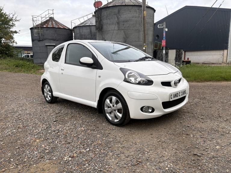 2011 Toyota AYGO 1.0 VVT-i Go 3dr HATCHBACK Petrol Manual