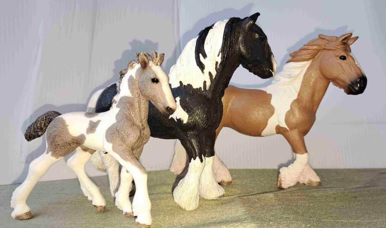 Schleich  Tinker Horse family