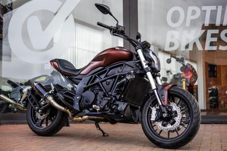 Benelli 502C LOW MILES ! EXTRAS ! STUNNING