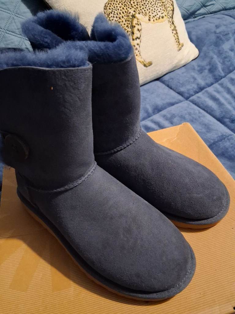 UGG boots 