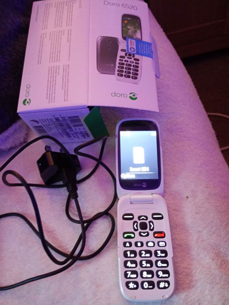 Doro 6520 PAYG mobile phone 