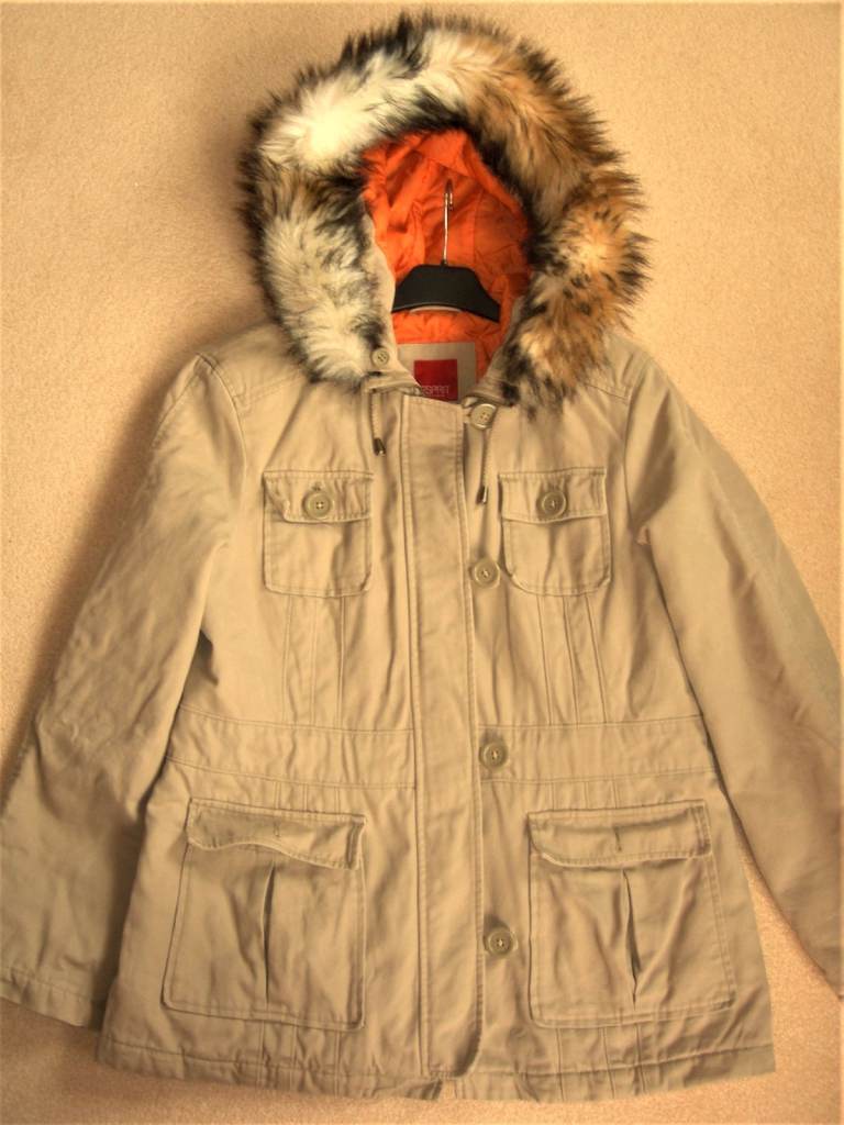 ESPRIT VERY COSY QUILTED COAT / JACKET:DETACHABLE FAUX FUR on HOOD : LARGE 14/16 