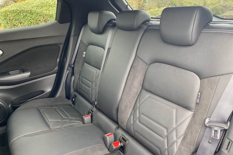 2024 Nissan Juke 105028 Hatchback Petrol Automatic