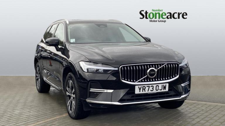 2023 Volvo XC60 2.0h T6 Recharge 18.8kWh Core SUV 5dr Petrol Plug-in Hybrid Auto AWD Euro 6 ESTAT...