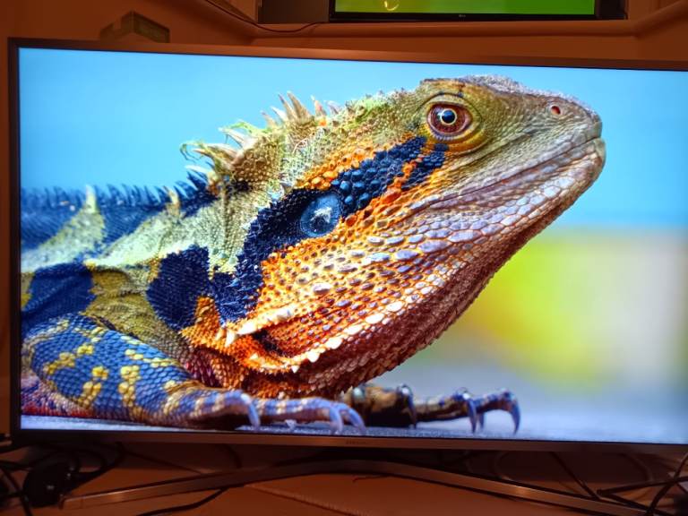 Samsung 40 inches smart 4k ultra hd led tv 