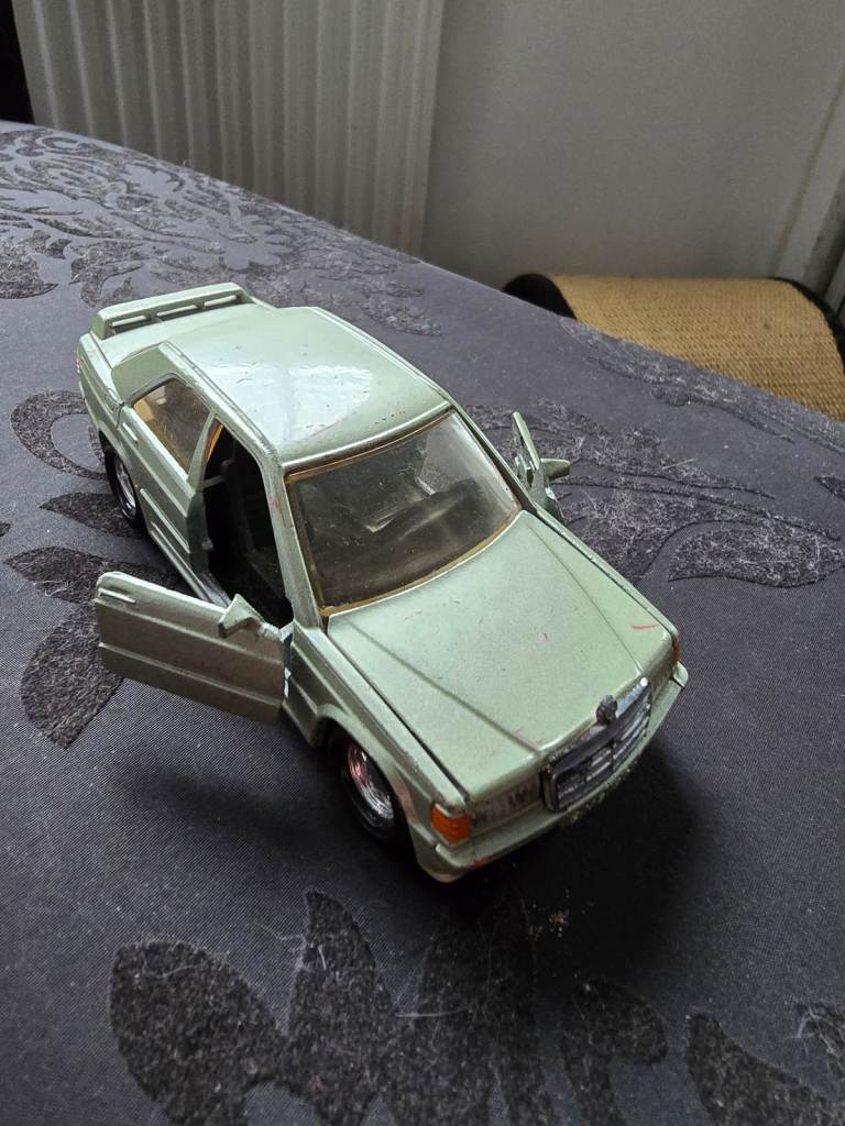 Matchbox Superkings Mercedes-Benz 