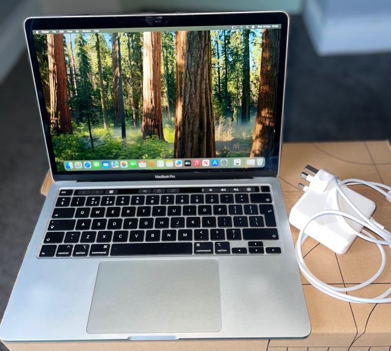 image for Apple Macbook Pro A2141 2019 16" Screen i7-9750H CPU 16GB RAM 500GB SSD- TOUCH BAR