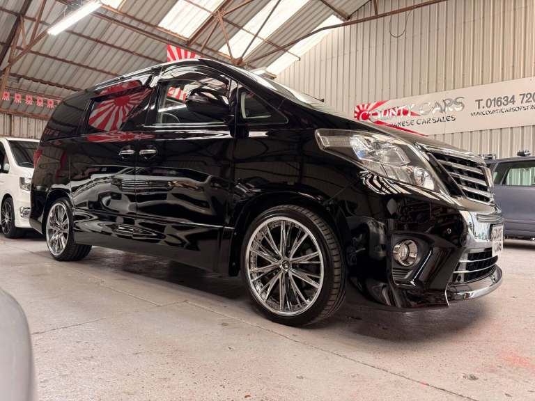 Toyota Alphard 2.4 240S Type Gold II Twin Sunroofs, 2014-14-Reg, 58,000 Miles,