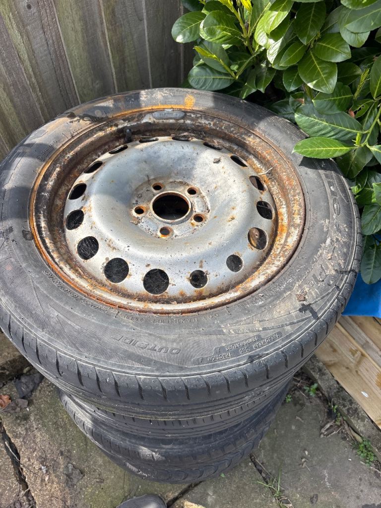 Transit connect steel wheels