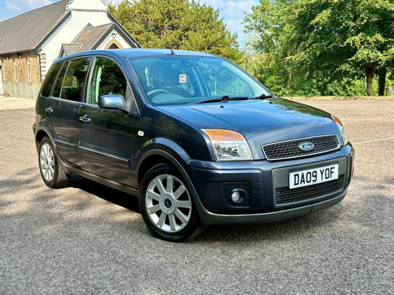 2009 Ford Fusion 1.6 Titanium 5dr Auto HATCHBACK Petrol Automatic