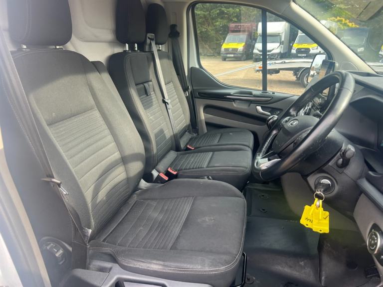 2022 Ford Transit Custom 300 LIMITED P/V ECOBLUE L2 Panel Van Diesel Manual