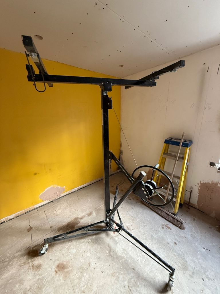 Plasterboard lifter 