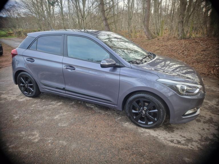 HYUNDAI i 20 PREMIUM 5 DOOR HATCHBACK