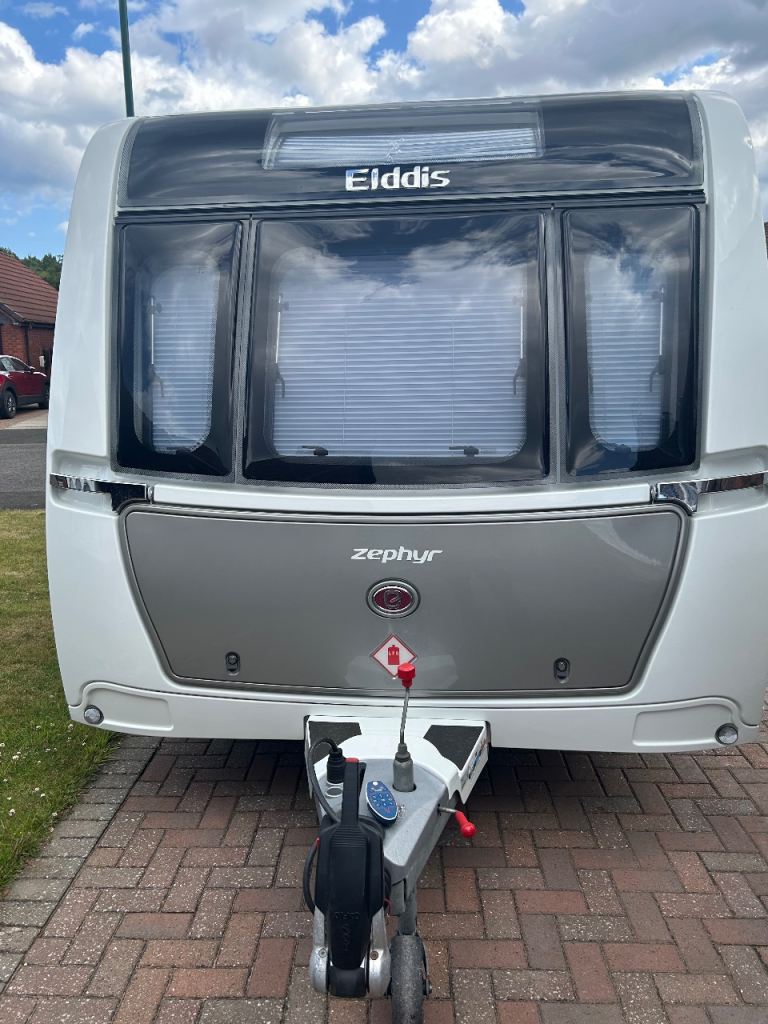 Twin axle Elddis Crusader Zephyr