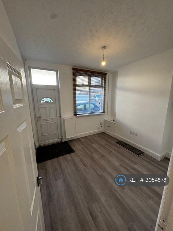 2 bedroom house in Hartington Street, Newcastle, ST5 (2 bed) (#3054878)