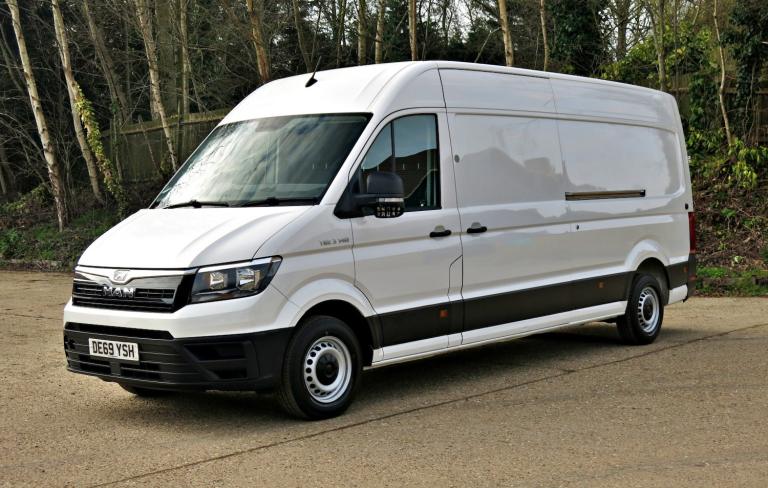 MAN TGE 140HP CRAFTER TRENDLINE SPEC EUR0 6 3140d White Manual Diesel 2019