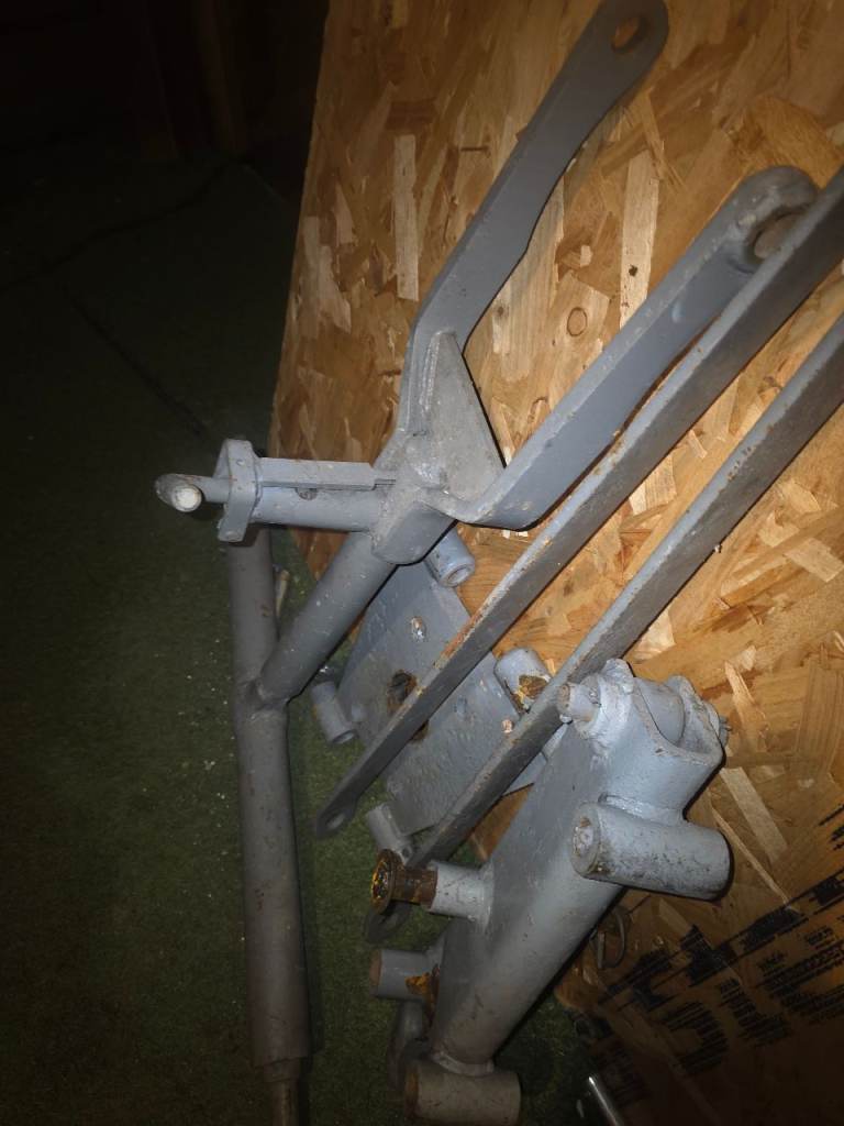 massey ferguson hitch