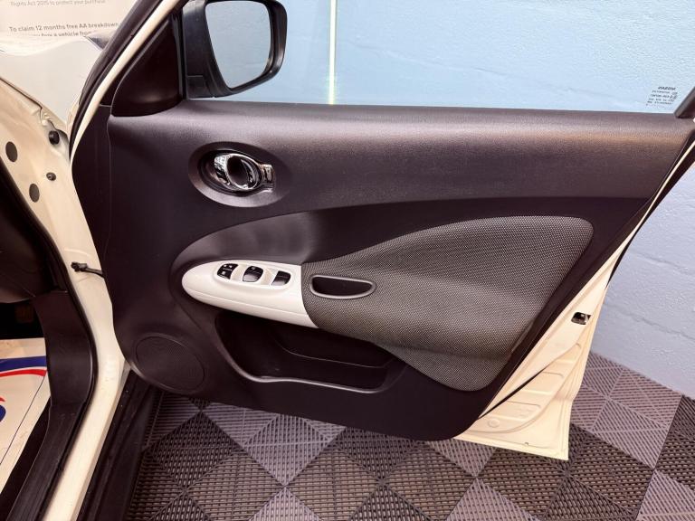 2015 Nissan Juke 1.2 DIG-T Acenta Premium Euro 6 (s/s) 5dr HATCHBACK Petrol Manual