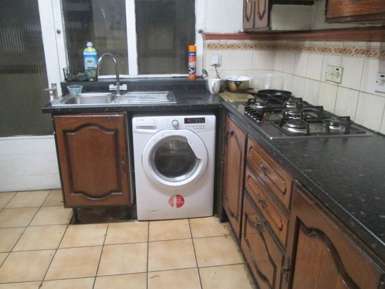 double room all bills inc.