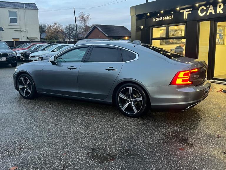 2018 Volvo S90 2.0 D4 R DESIGN 4dr Geartronic SALOON DIESEL Automatic