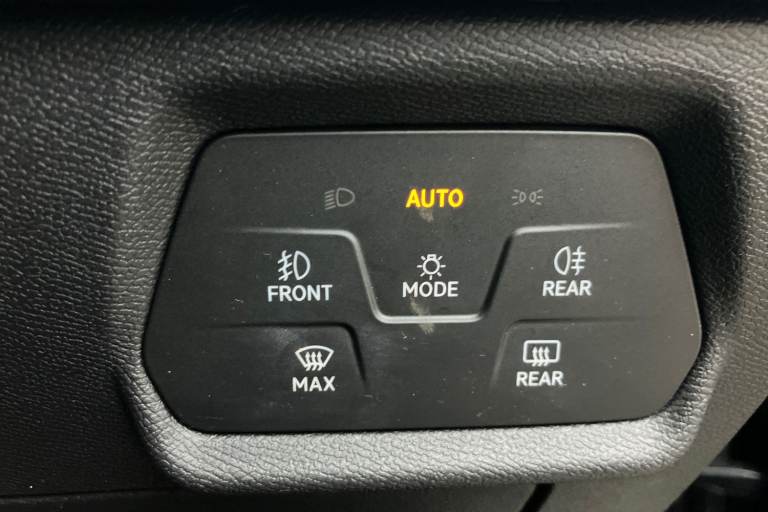 2020 SEAT Leon 1.5 eTSI 150 FR 5dr DSG HATCHBACK PETROL Automatic