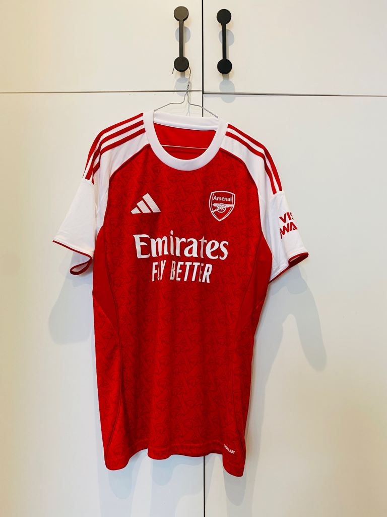 Arsenal Football Shirt - Brand New with Tags, Medium 