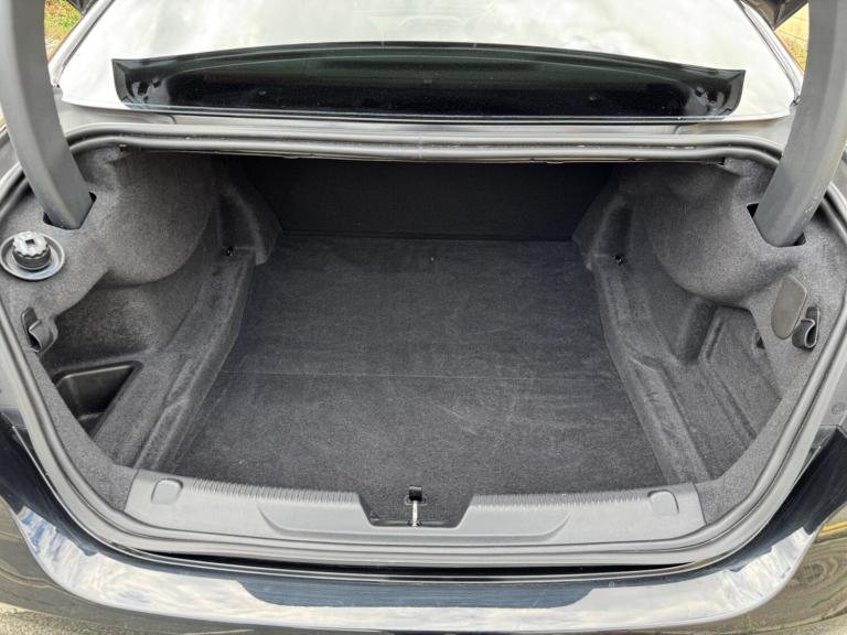 2017 Jaguar XE 2.0d R-Sport Auto Euro 6 (s/s) 4dr SALOON Diesel Automatic